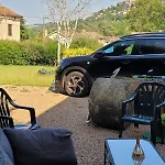La Jolie Vue Et La Maison De La Tour- Cordes-sur-ciel * Les Cabannes (Tarn)