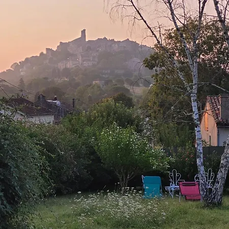 아파트 La Jolie Vue Et La Maison De La Tour- Cordes-sur-ciel Les Cabannes (Tarn)