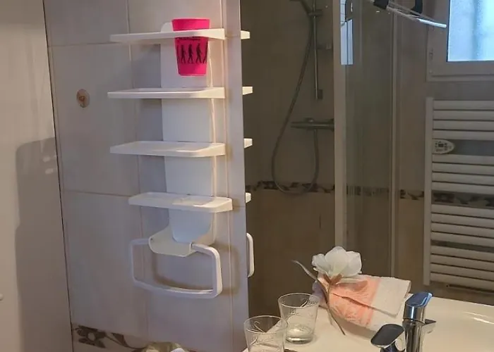 La Jolie Vue Et La Maison De La Tour- Cordes-sur-ciel Apartamento Les Cabannes (Tarn)