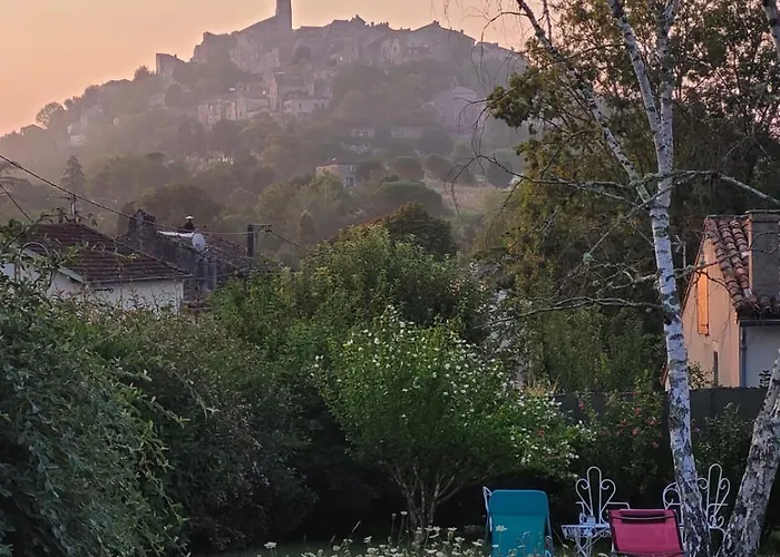 Apartmán La Jolie Vue Et La Maison De La Tour- Cordes-sur-ciel Les Cabannes (Tarn)
