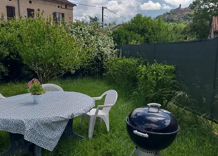 La Jolie Vue Et La Maison De La Tour- Cordes-sur-ciel Apartmán Les Cabannes (Tarn)